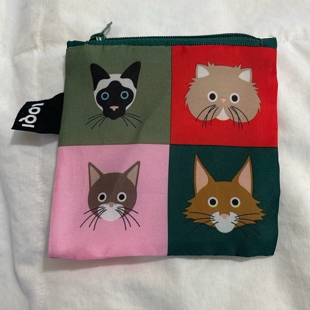 LOQI | Two | Mini | Zippered | Coin/Accessories/Essentials/Toiletries| Pouches - Picture 2 of 15